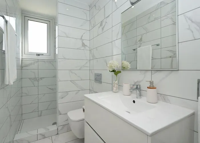 Villa Rosaleen - Center